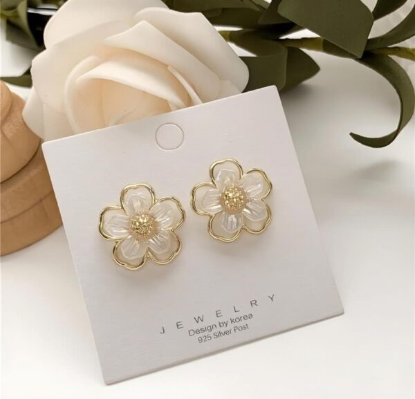 Radiant Flower Earrings