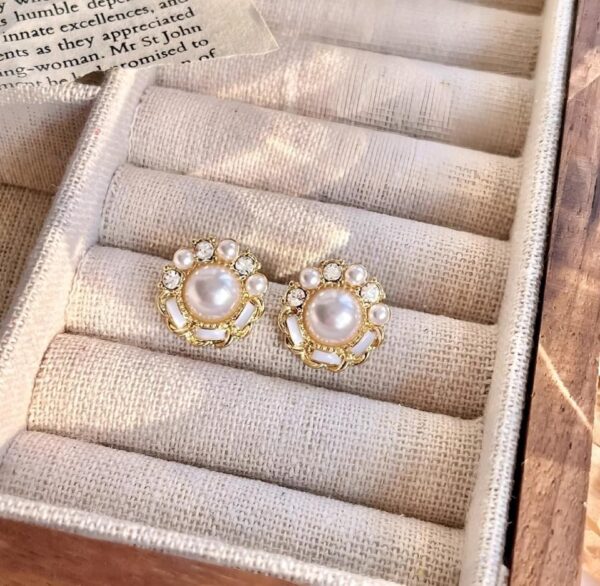 Pearl Rhinestone Earrings