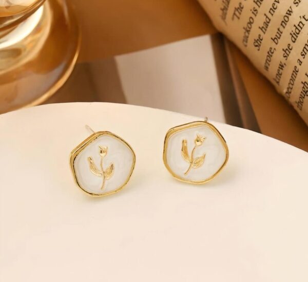 Retro Enamel Tulip Stud Earrings