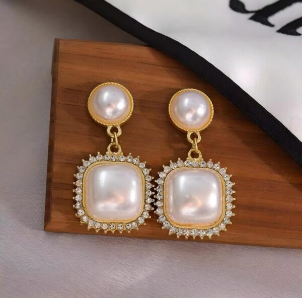 White Pearl and Rhinestone Square Earrings