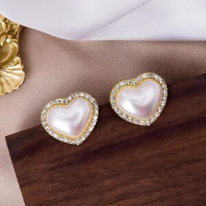 Pearl and Rhinestone Heart Design Stud Earrings